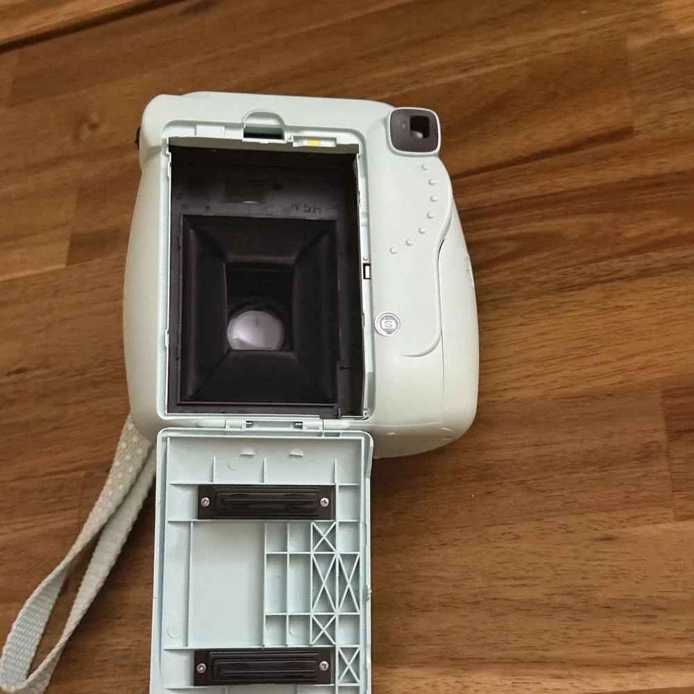 Fujifilm Instax Mini 9 Instant Film Camera Ice Blue Tested Working GC-6587 Case